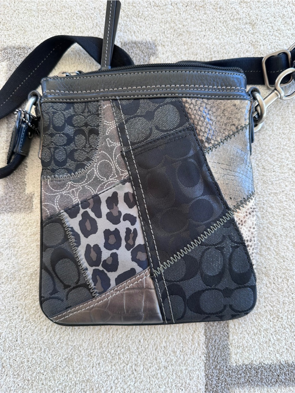 Cute Y2K coach crossbody bag